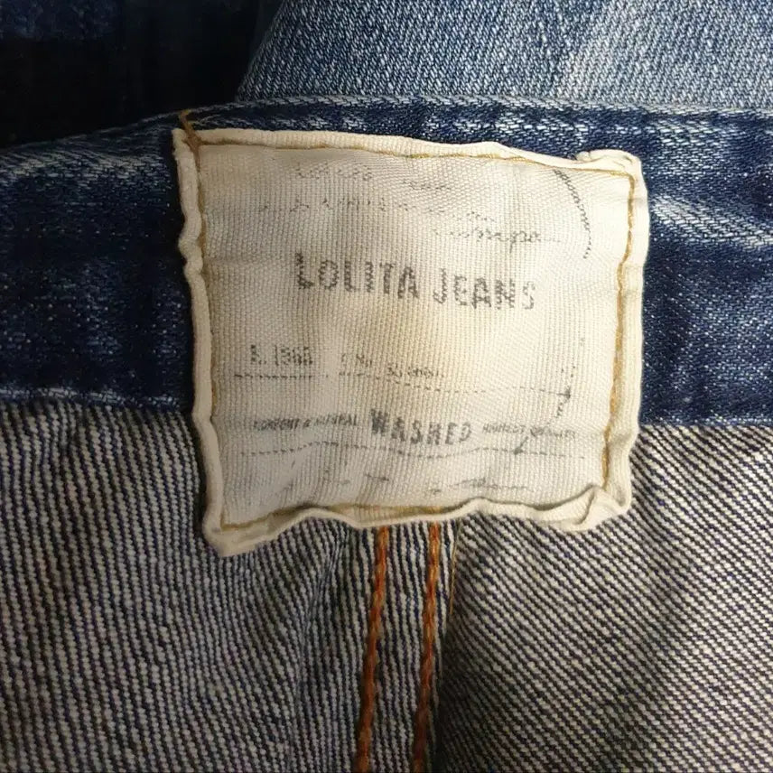 [BUNJANG] Vintage Lolita Jean Distressed Denim Pants / (빈티지) 로리타 진 에이징 워싱 7부 데님팬츠 블루 (M)