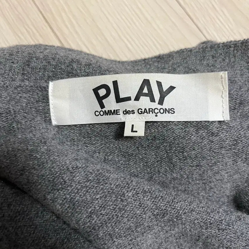 [BUNJANG] Comme des Garçons PLAY Double Heart Cardigan Men&