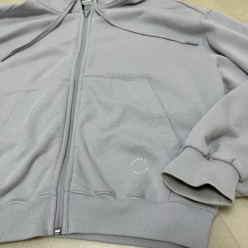 [BUNJANG] Barrel Cropped Hoodie Zip-up / barrel 배럴핏 여성 크롭 후드집업