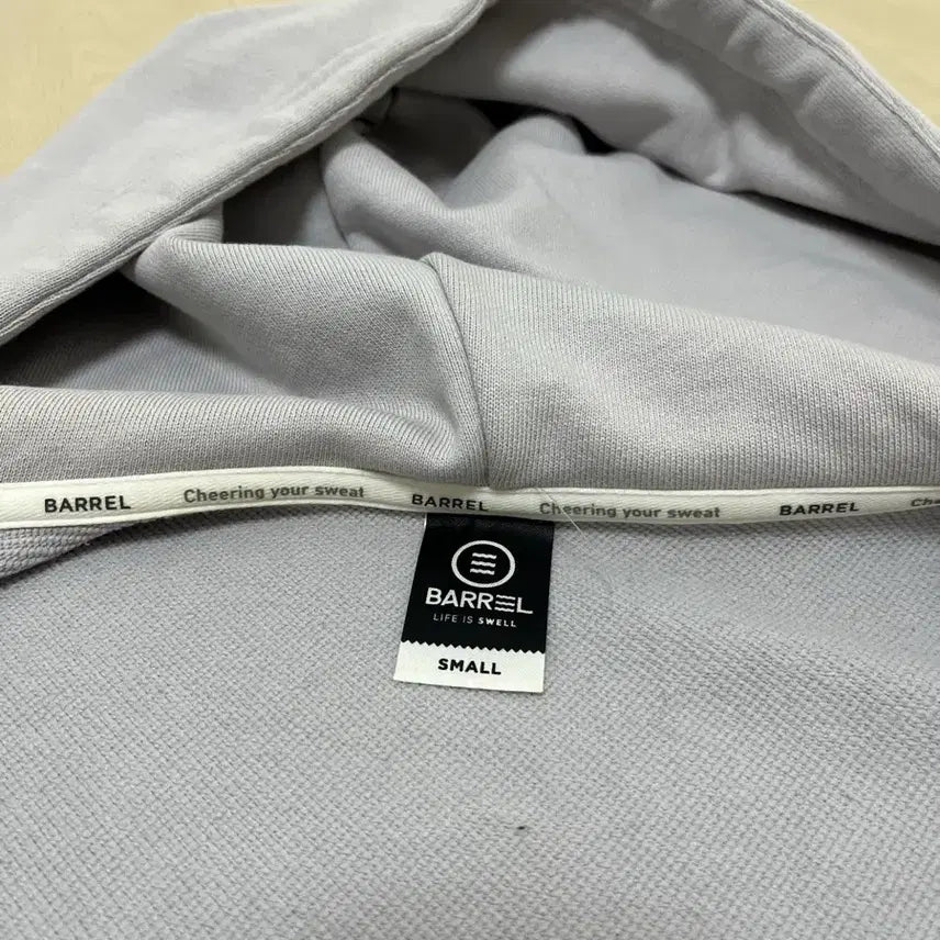 [BUNJANG] Barrel Cropped Hoodie Zip-up / barrel 배럴핏 여성 크롭 후드집업