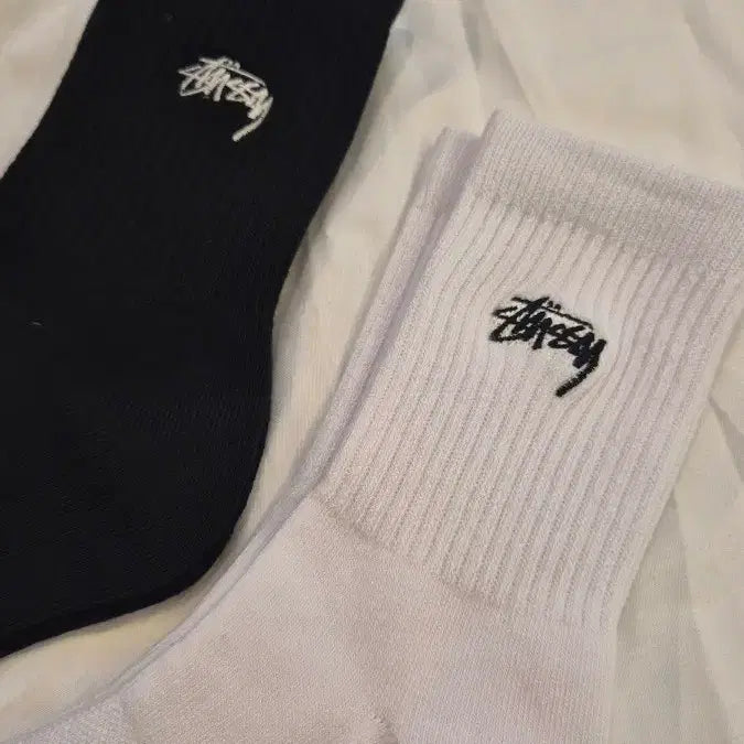 [BUNJANG] Stussy Embroidered Socks / 스투시 자수양말