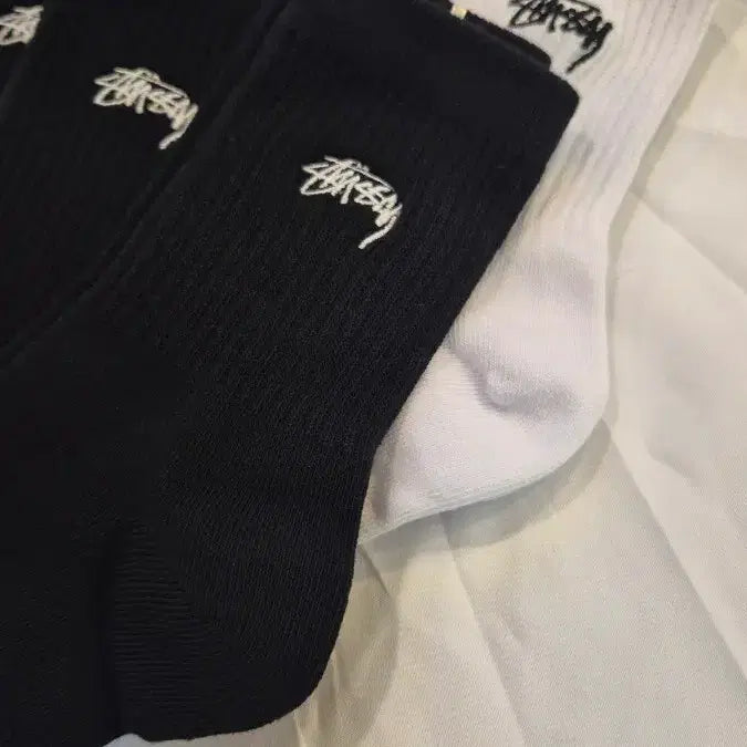 [BUNJANG] Stussy Embroidered Socks / 스투시 자수양말