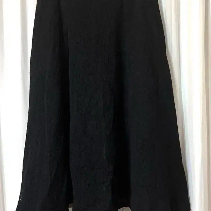 [BUNJANG] BAU by Bride And You Black Flare Skirt / BAU by Bride And You 거의새것 블랙 스커트 2