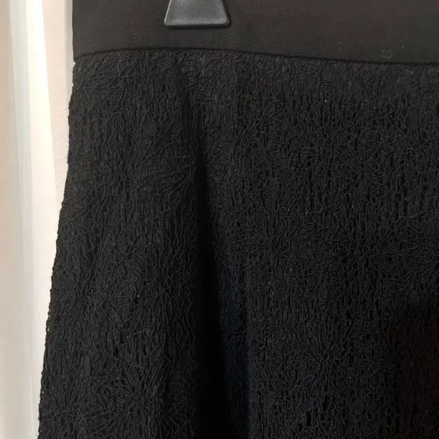 [BUNJANG] BAU by Bride And You Black Flare Skirt / BAU by Bride And You 거의새것 블랙 스커트 2