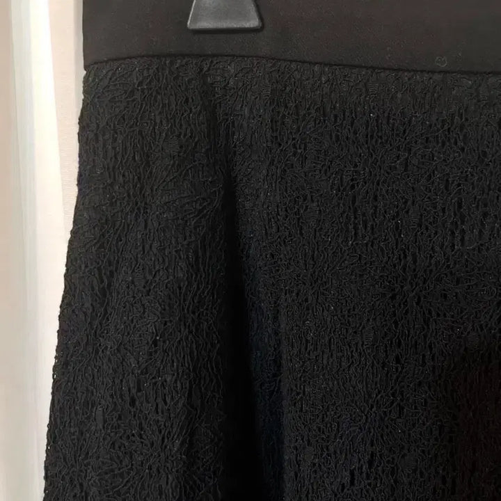 [BUNJANG] BAU by Bride And You Black Flare Skirt / BAU by Bride And You 거의새것 블랙 스커트 2