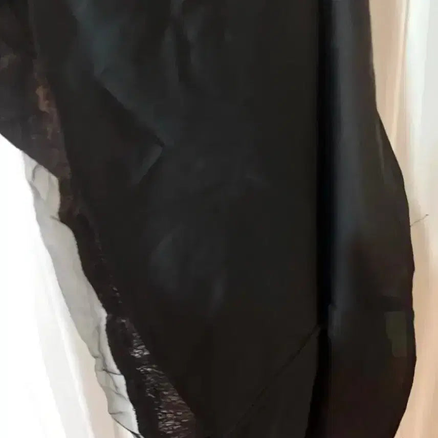 [BUNJANG] BAU by Bride And You Black Flare Skirt / BAU by Bride And You 거의새것 블랙 스커트 2