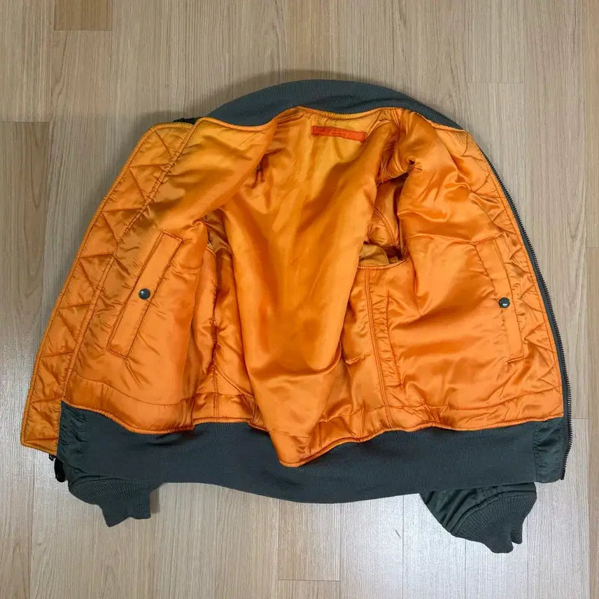 [SOLD OUT] (S)60s ma-1 오리지널 알파