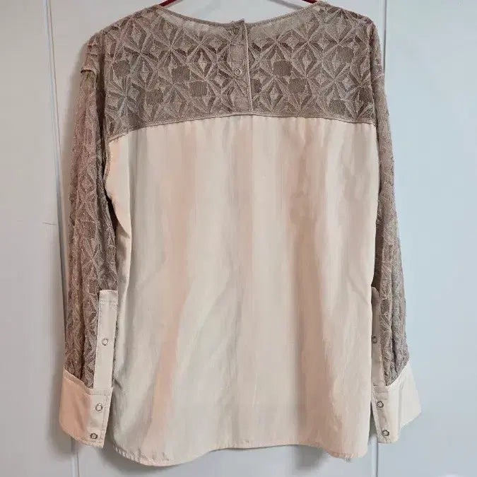 [BUNJANG] Obzee Lace Long Sleeve Blouse / 오브제 레이스 긴팔 블라우스