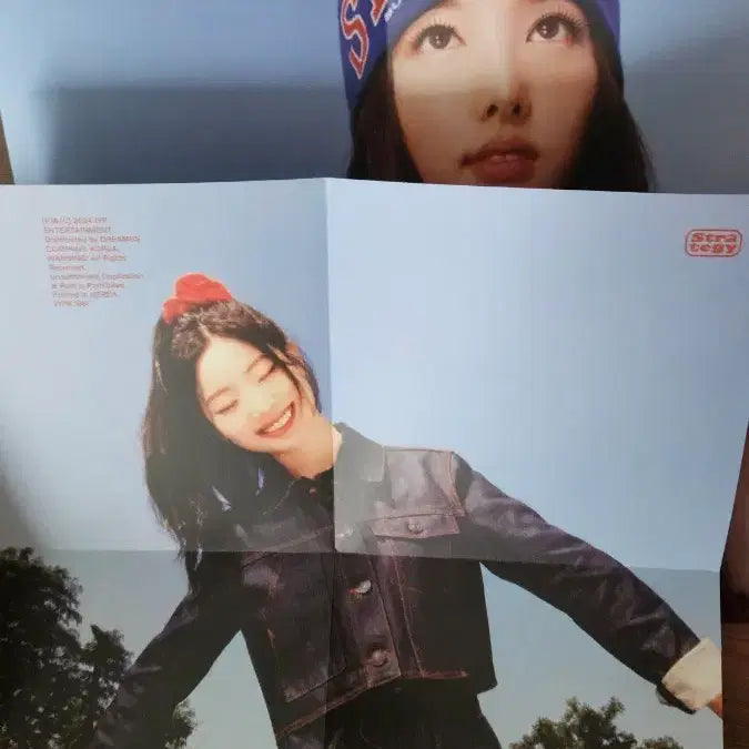[BUNJANG] TWICE Strategy Album Bundle Set / 트와이스 Strategy 앨범 + 포토카드 굿즈