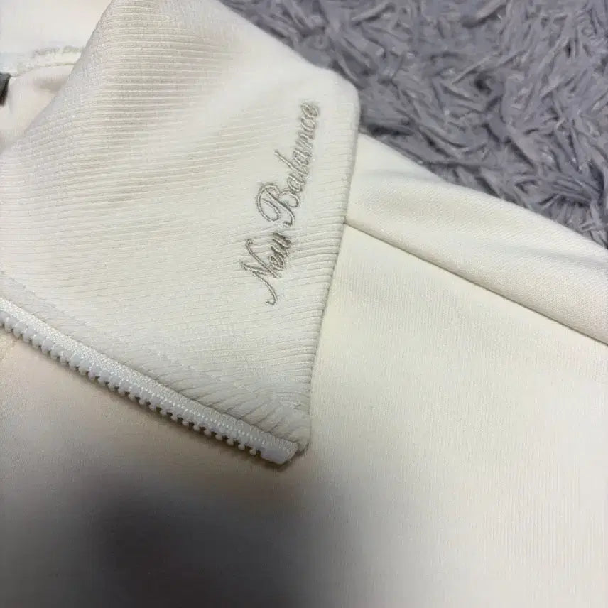 [BUNJANG] New Balance Half Zip-Up T-Shirt (S) / 뉴발란스 하프집업 티셔츠 S