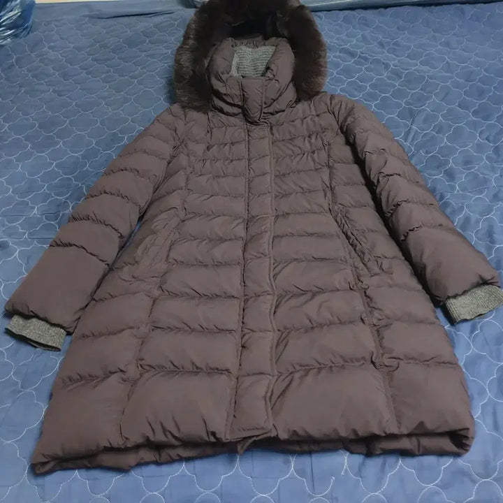 [BUNJANG] Belladitouch Fox Fur Goose Down Slim Fit Long Padded Jacket / 벨라디터치 폭스퍼 구스다운 슬림핏 롱패딩 다크브라운 (55)