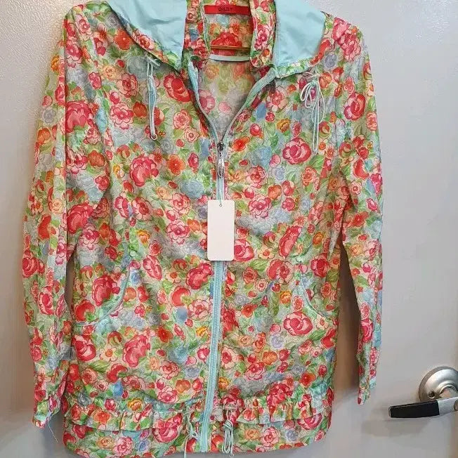 [SOLD OUT] 오일릴리 플라워 바람막이S