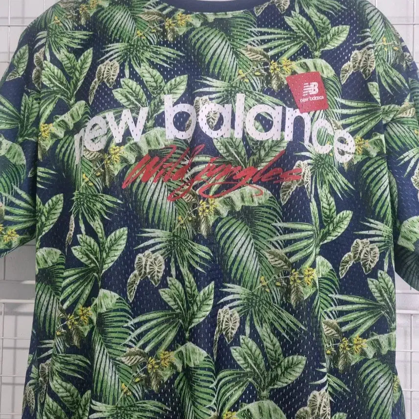 [BUNJANG] New Balance Tropical Mesh Unisex T-Shirt / 뉴발란스 트로피컬 반팔 티셔츠 매쉬(공용)