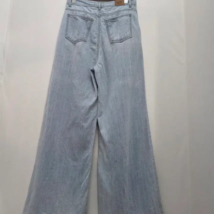[BUNJANG] Light Wash Wide Leg Denim Pants / 연청 와이드 데님 팬츠