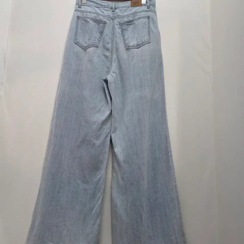 [BUNJANG] Light Wash Wide Leg Denim Pants / 연청 와이드 데님 팬츠
