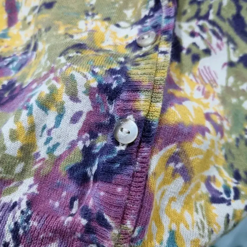 [SOLD OUT] Thursday Island 플라워 패턴 가디건