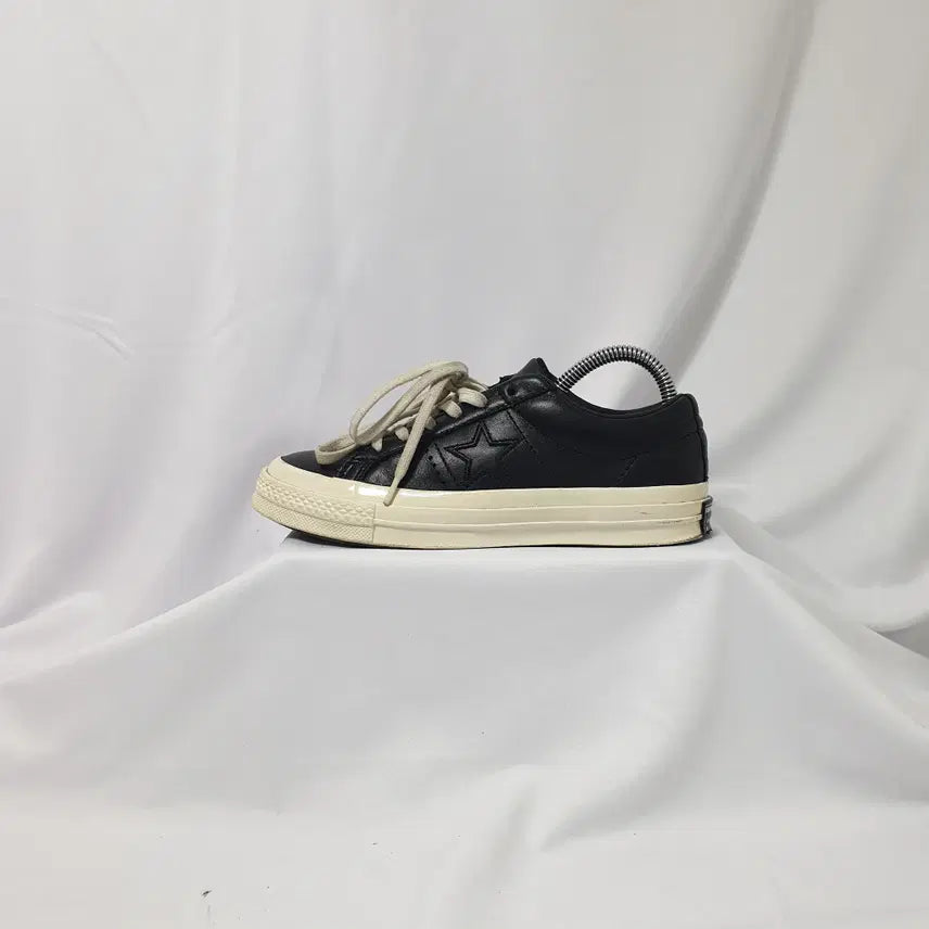 [BUNJANG] Vintage Haseo Converse One Star Leather Low Black Sneakers / 빈티지하서 220 컨버스 원스타 레더 로우 블랙 스니커즈