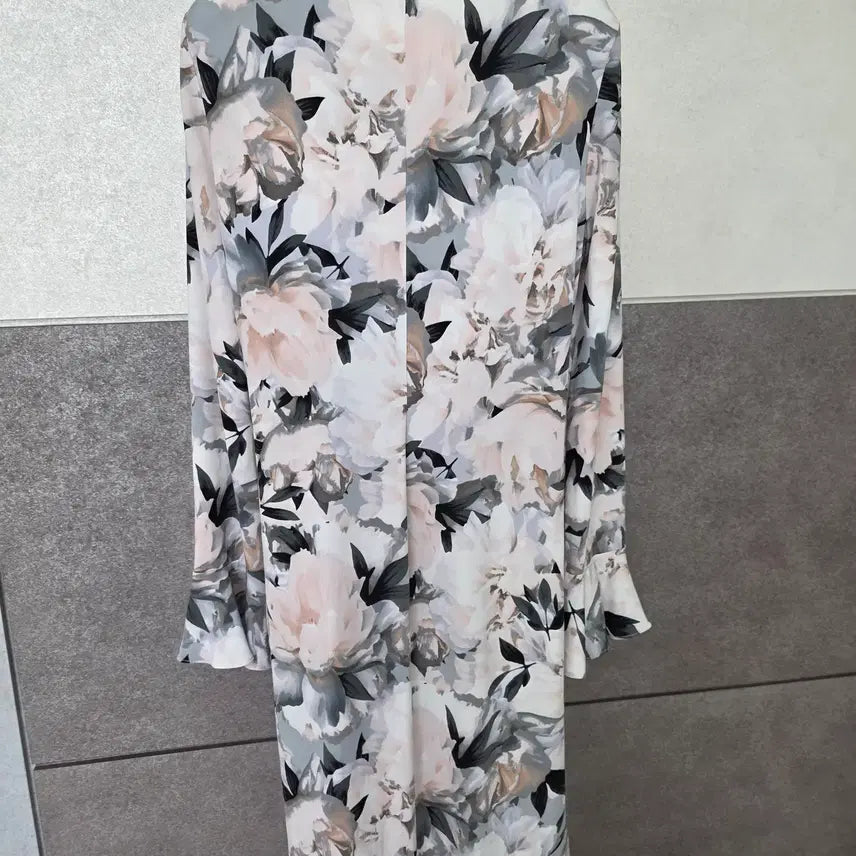[BUNJANG] Calvin Klein Floral Wrap Dress (S) / 캘빈클라인 플로럴 랩 원피스 S사이즈 (미사용)