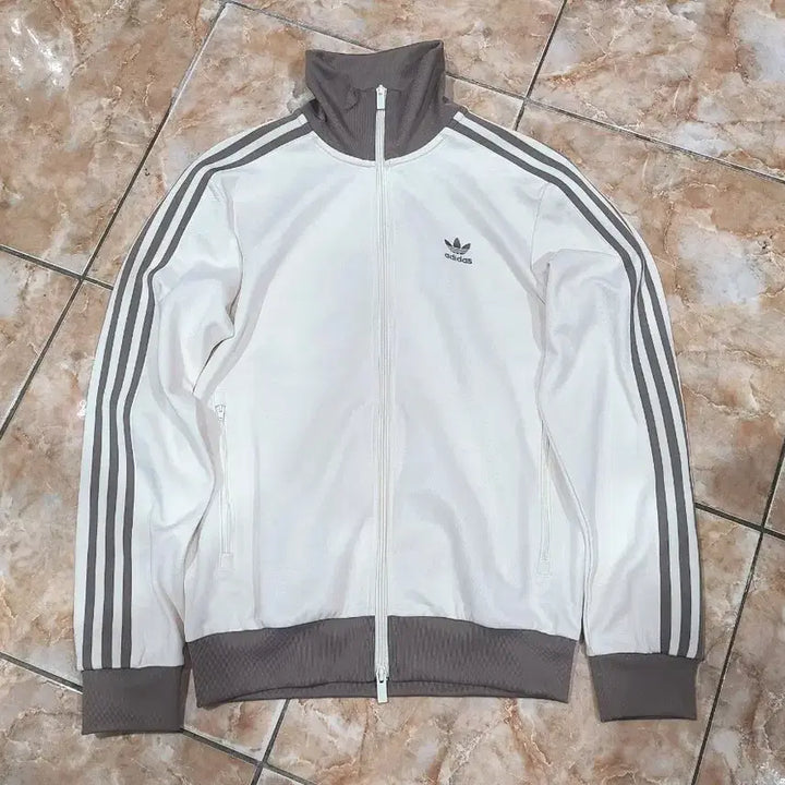 [BUNJANG] Adidas Beckenbauer Track Top Wonder White Trace Brown / 아디다스 베켄바우어 트랙탑 원더 화이트 트레이스 브라운