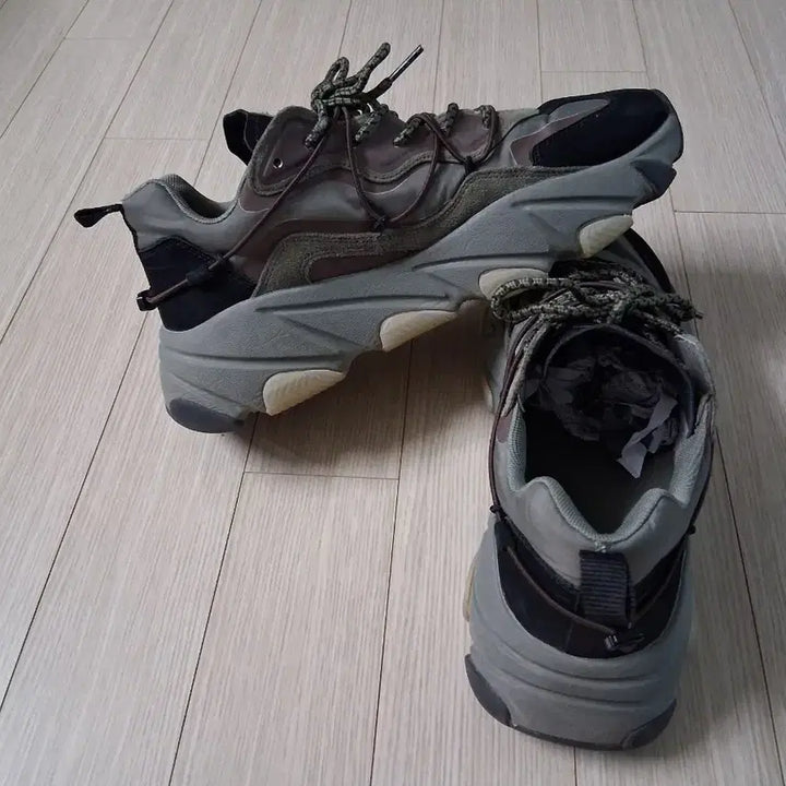 [BUNJANG] Ash Ugly Sneakers Khaki/Brown / 아쉬 어글리 운동화 카키/브라운