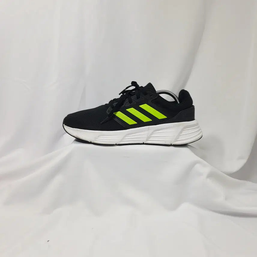 [SOLD OUT] 빈티지하서 270 아디다스 갤럭시 6 블랙 레몬 스니커즈