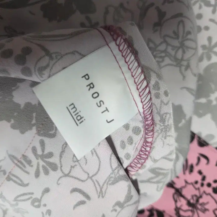 [SOLD OUT] PROST J 프로스트제이  플로럴 플리츠 롱 원피스