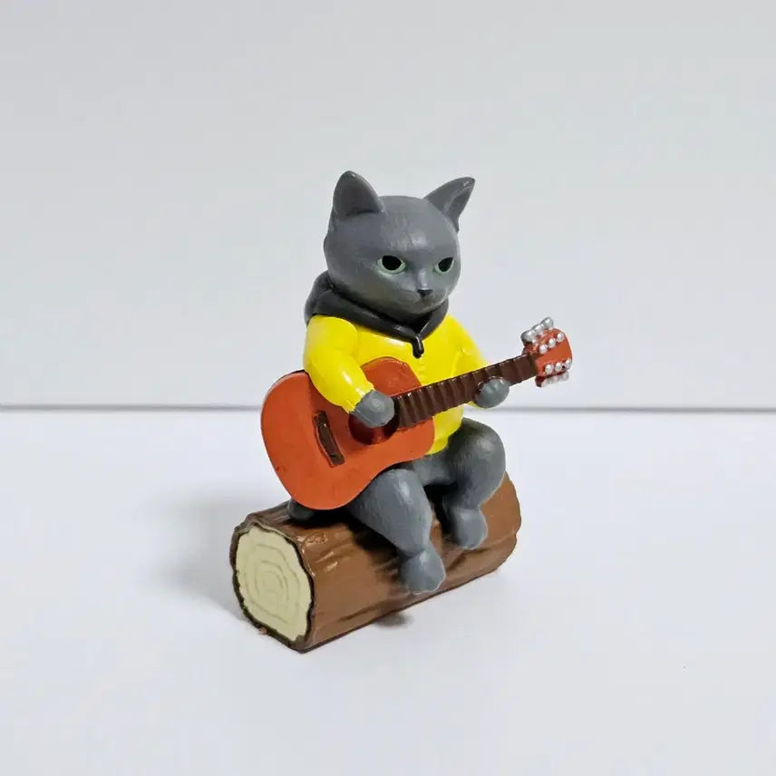 [SOLD OUT] YELL 모닥불 캠핑 고양이 가챠 러시안 블루