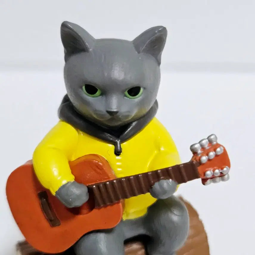 [SOLD OUT] YELL 모닥불 캠핑 고양이 가챠 러시안 블루