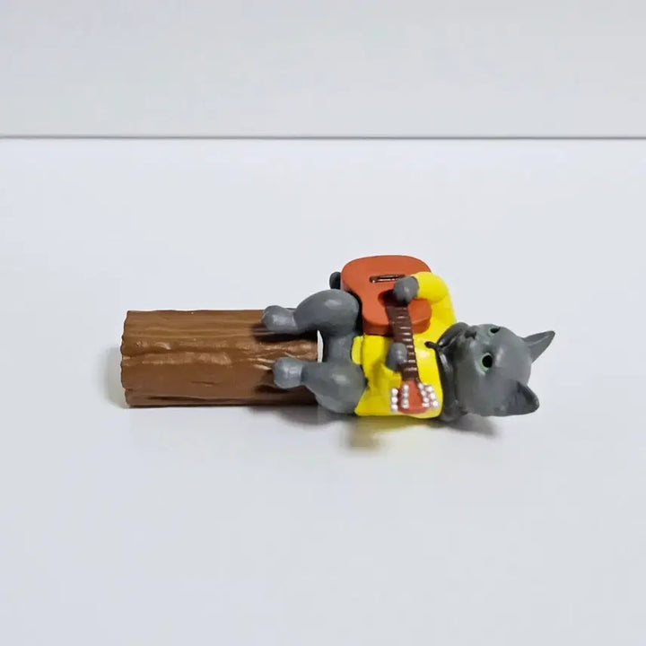 [SOLD OUT] YELL 모닥불 캠핑 고양이 가챠 러시안 블루
