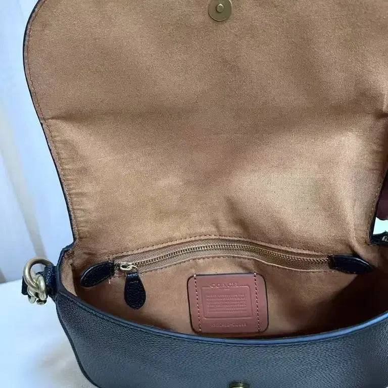 [BUNJANG] Coach Shoulder Bag with Detachable Crossbody Strap / 코치 숄더백 겨드랑이 크로스 탈부착 롱 숄더 스트랩