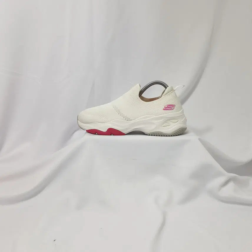 [BUNJANG] Skechers Arch Fit Delight 4.0 Sneakers / 빈티지하서 220 스케쳐스 딜라이트 4.0 아치핏 스니커즈