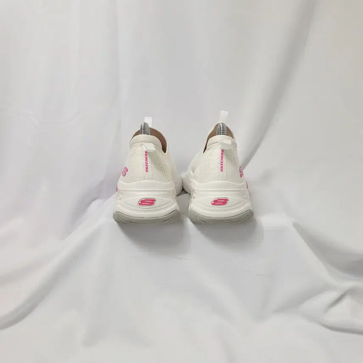 [BUNJANG] Skechers Arch Fit Delight 4.0 Sneakers / 빈티지하서 220 스케쳐스 딜라이트 4.0 아치핏 스니커즈