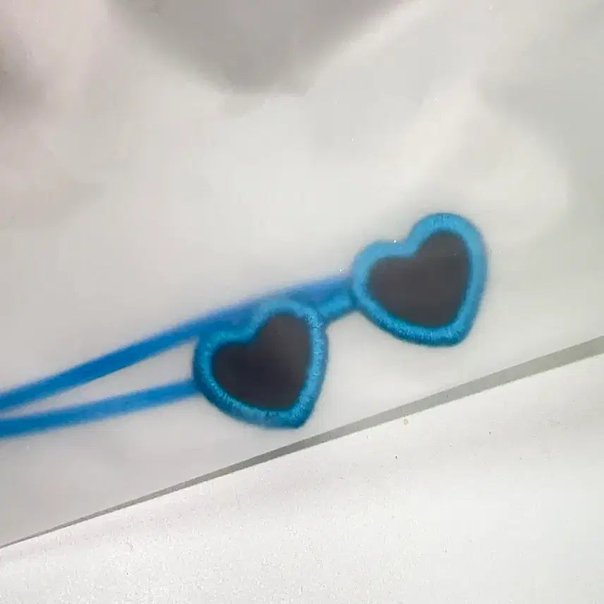 [BUNJANG] 10cm Doll Blue Heart Sunglasses Outfit / 10cm 솜인형 파랑 하트 고무줄 선글라스 안경 인형옷 누이옷