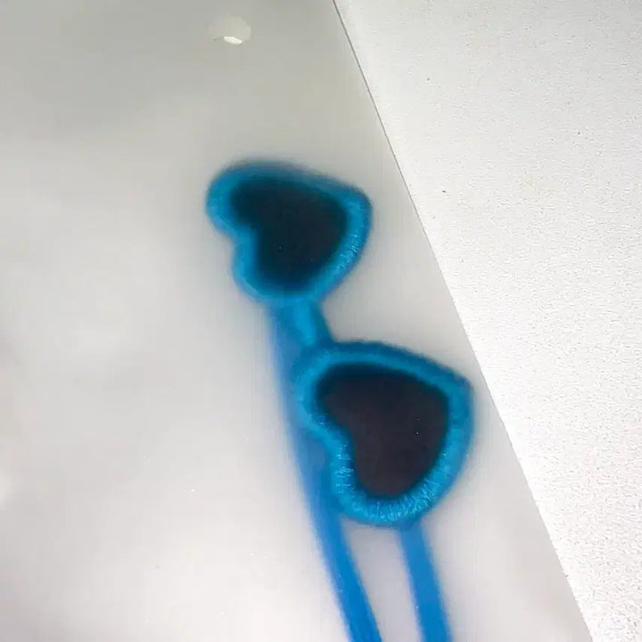 [BUNJANG] 10cm Doll Blue Heart Sunglasses Outfit / 10cm 솜인형 파랑 하트 고무줄 선글라스 안경 인형옷 누이옷