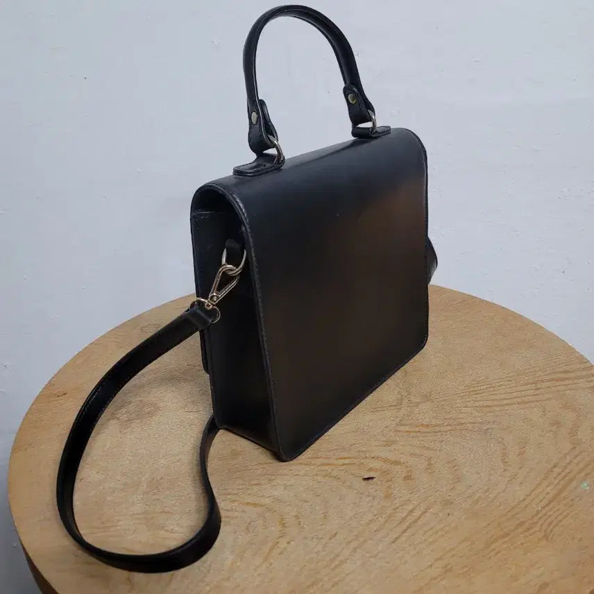 [SOLD OUT] 블랙 탑핸들 숄더백 토트백