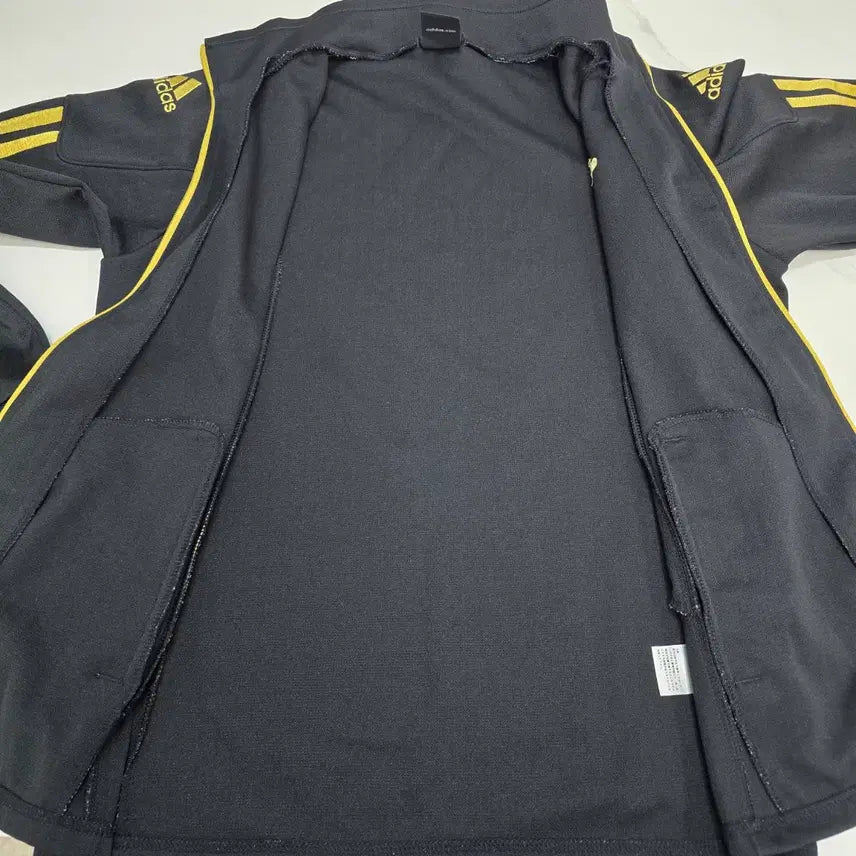 [BUNJANG] Adidas Black/Gold Track Top / 아디다스 블랙/골드 백프린팅  삼선 트랙탑