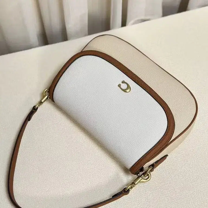 [BUNJANG] Coach Beige Crossbody Shoulder Bag / 코치 숄더백 크로스 탈부착 롱 숄더 베이지
