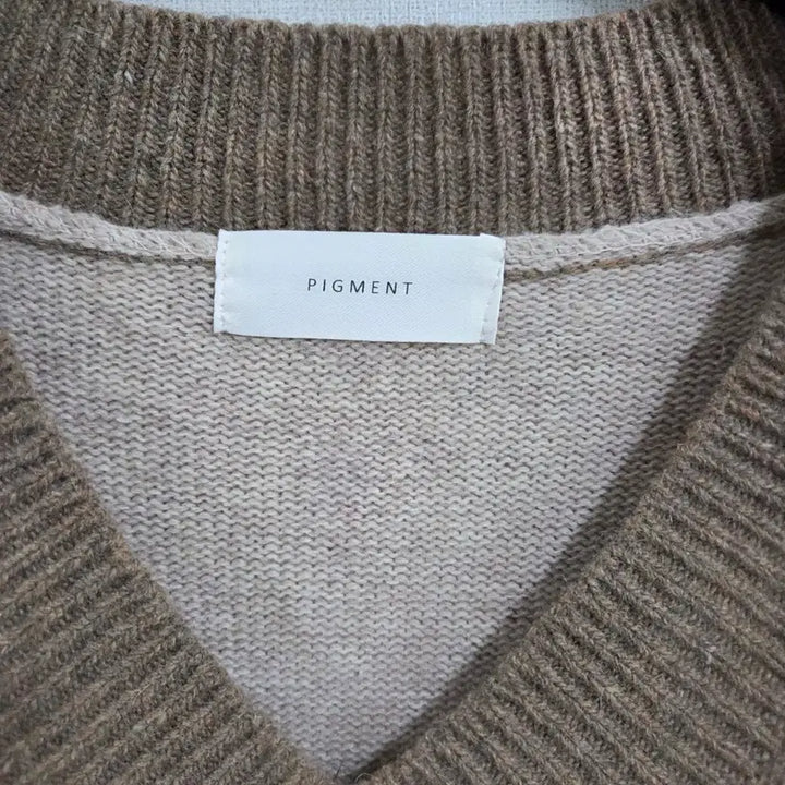 [SOLD OUT] 피그먼트 여성 브이넥 니트 베스트 브라운 F JJ350