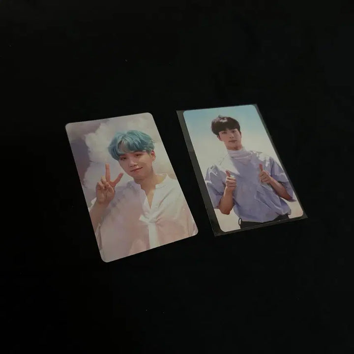 [BUNJANG] BTS Suga &amp; Jin 2017 Memories DVD Photocard Set / [SET] 방탄소년단 BTS 2017 메모리즈 디비디 슈가 석진 포카