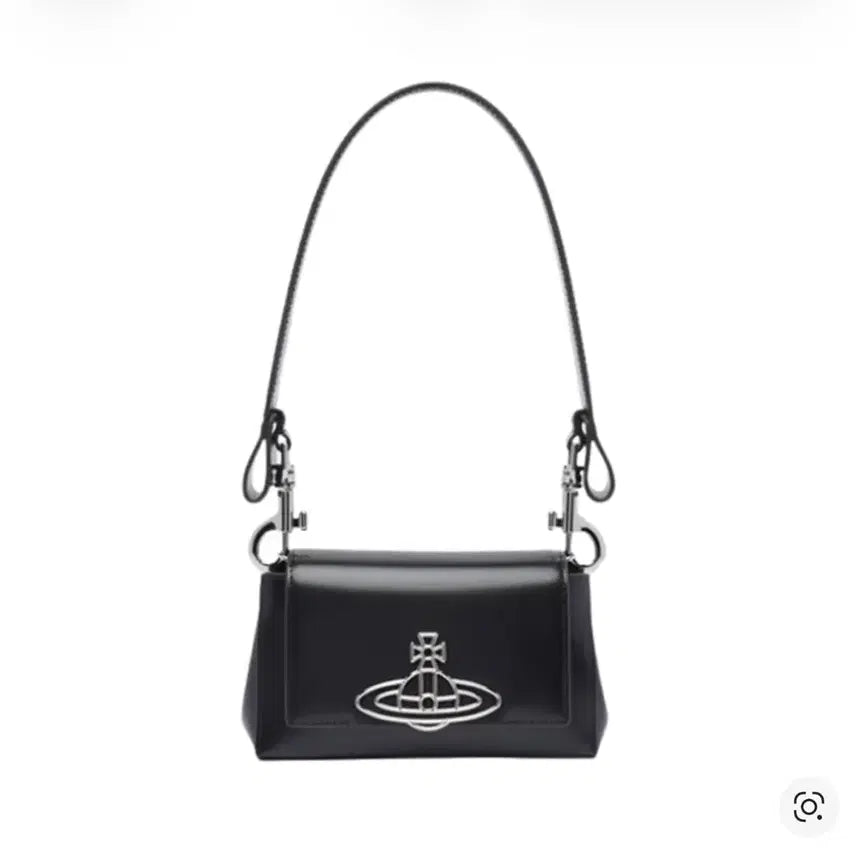 [SOLD OUT] 비비안웨스트우드 백 메탈 오브 숄더백 블랙 실버