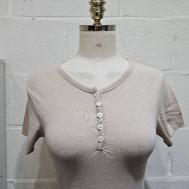 [BUNJANG] Front Button Short Sleeve Top - Light Beige / 앞단추 얇은재질의 반팔- 연베이지