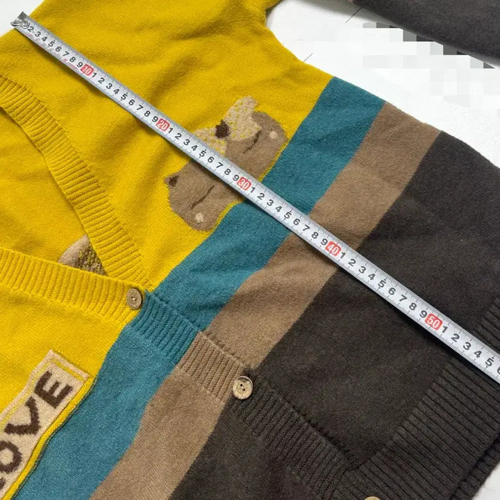 [BUNJANG] Color Block LOVE Embroidered Cardigan / 배색 포인트 LOVE 자수 가디건