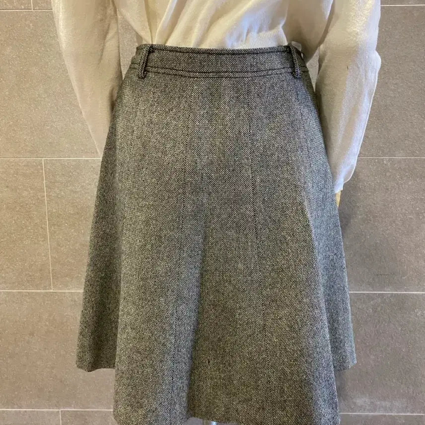 [BUNJANG] On&amp;On Pleated Wool Skirt / on&amp;on 온앤온 모직 주름스커트