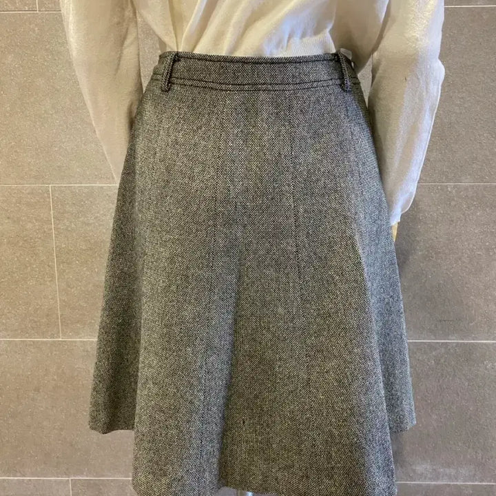 [BUNJANG] On&amp;On Pleated Wool Skirt / on&amp;on 온앤온 모직 주름스커트