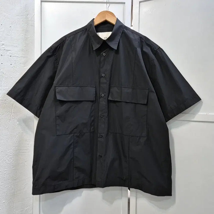 [SOLD OUT] 이에이 반팔 셔츠 남성 L