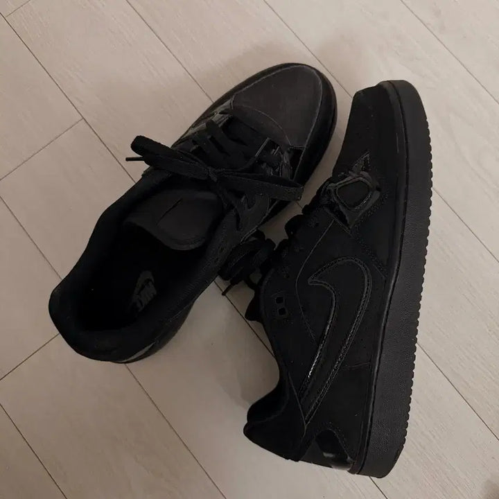 [BUNJANG] Nike Son of Force Black Sneakers / 나이키 선 오브 포스 블랙 270