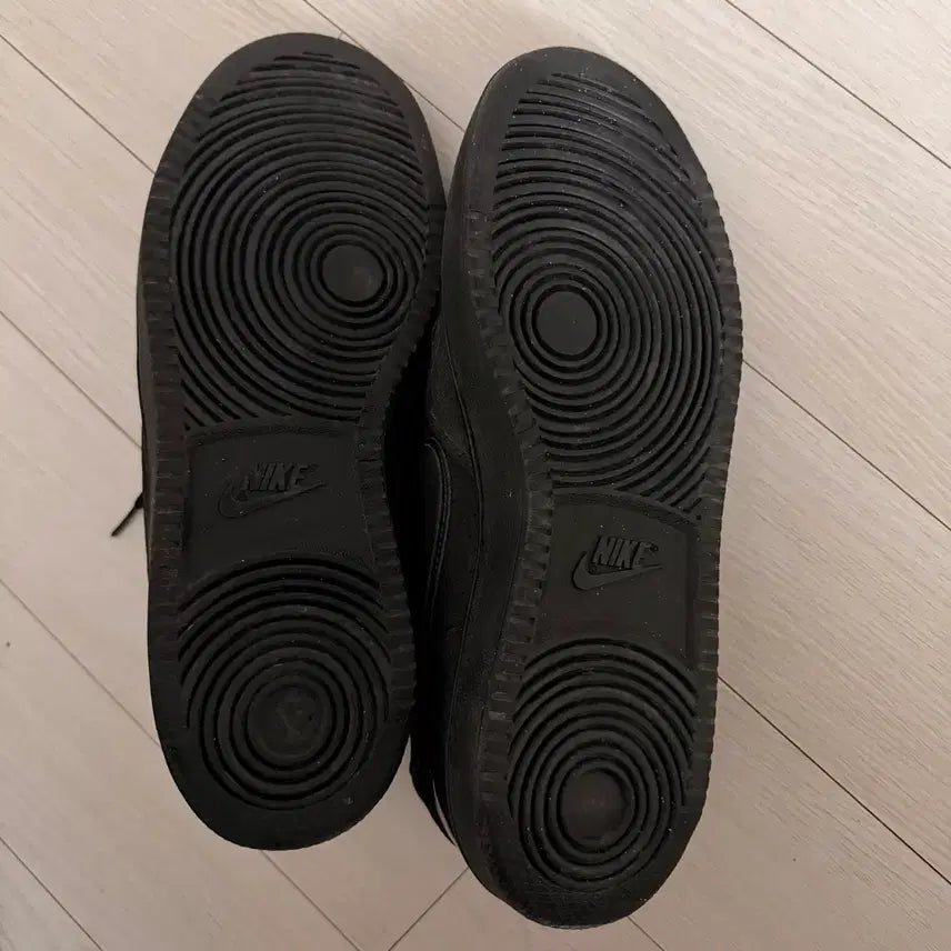 [BUNJANG] Nike Son of Force Black Sneakers / 나이키 선 오브 포스 블랙 270