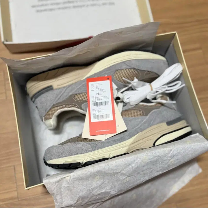 [BUNJANG] New Balance 992 Made in USA Grey Sneakers / 뉴발란스 992 그레이 Made in USA 민트급