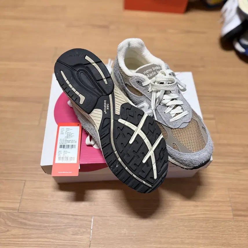 [BUNJANG] New Balance 992 Made in USA Grey Sneakers / 뉴발란스 992 그레이 Made in USA 민트급