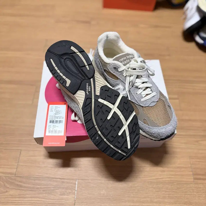 [BUNJANG] New Balance 992 Made in USA Grey Sneakers / 뉴발란스 992 그레이 Made in USA 민트급